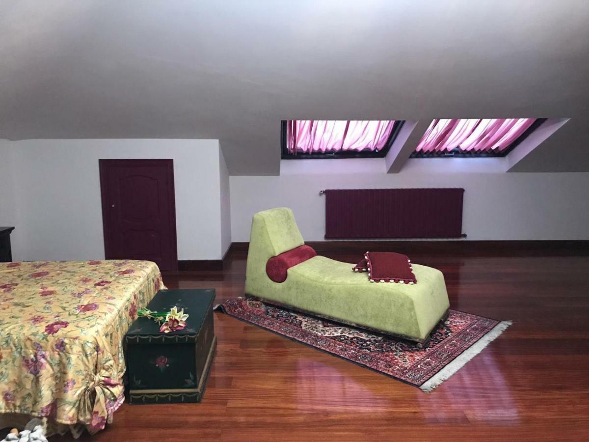 Villa Las Camelias Villanueva De Arosa Luaran gambar