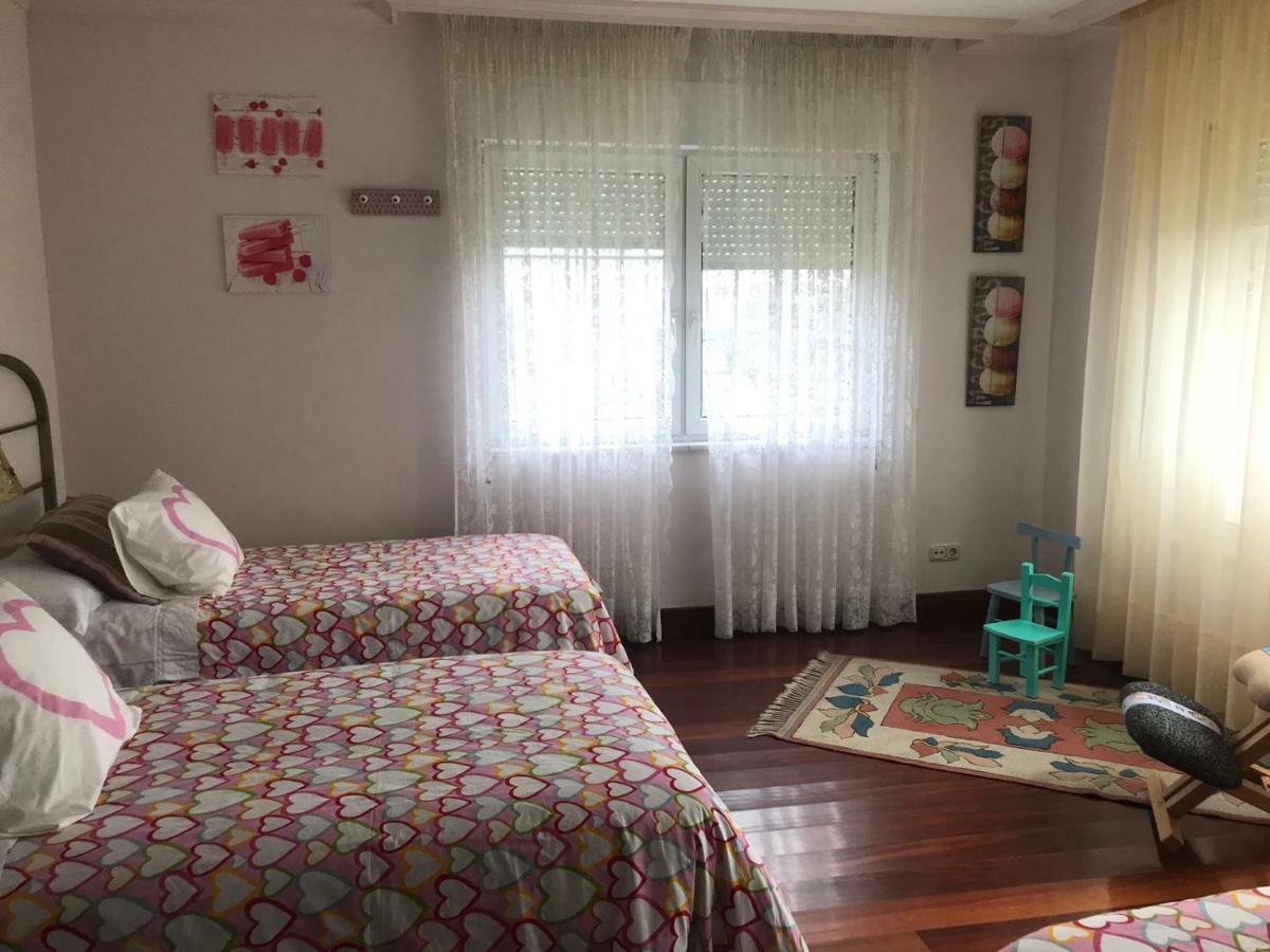 Villa Las Camelias Villanueva De Arosa Luaran gambar