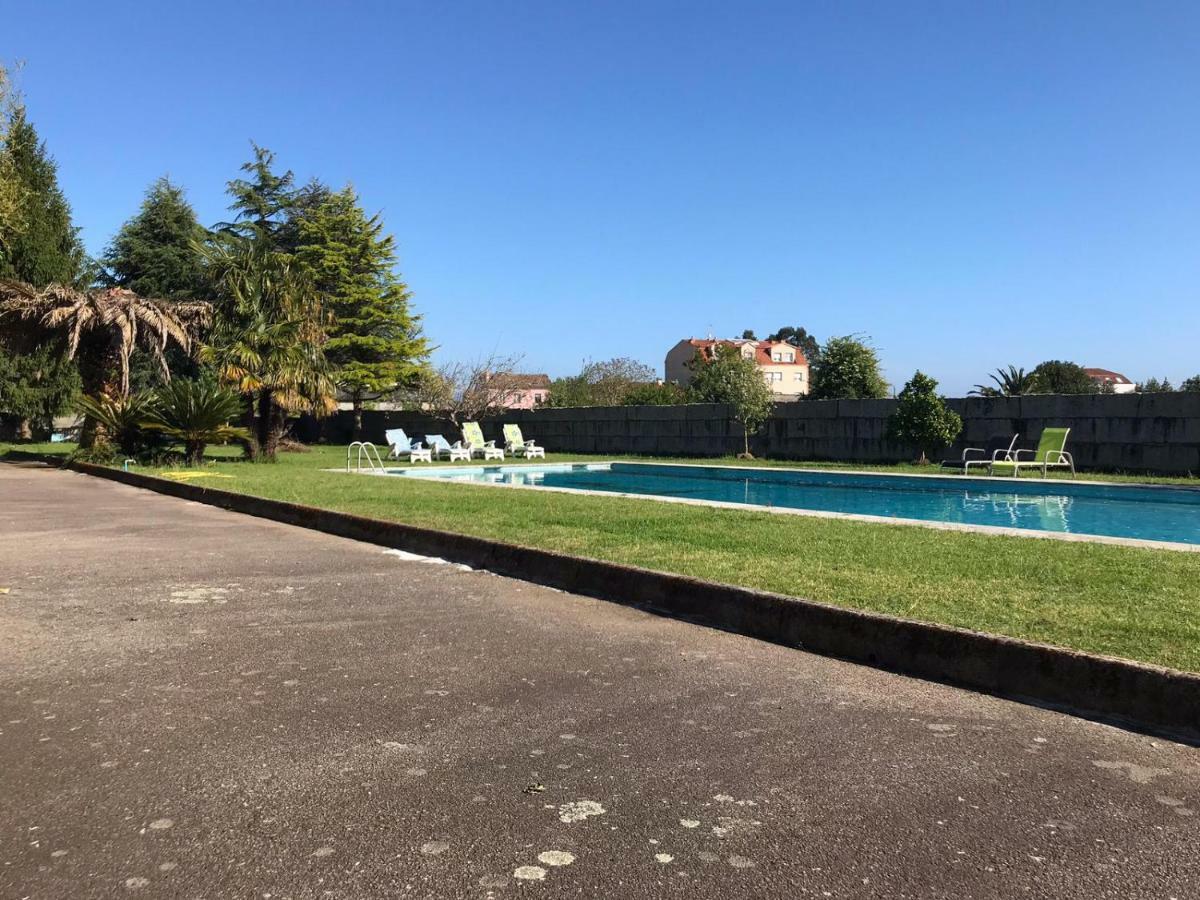 Villa Las Camelias Villanueva De Arosa Luaran gambar