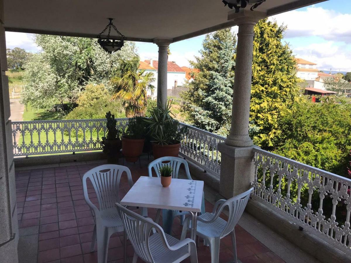 Villa Las Camelias Villanueva De Arosa Luaran gambar